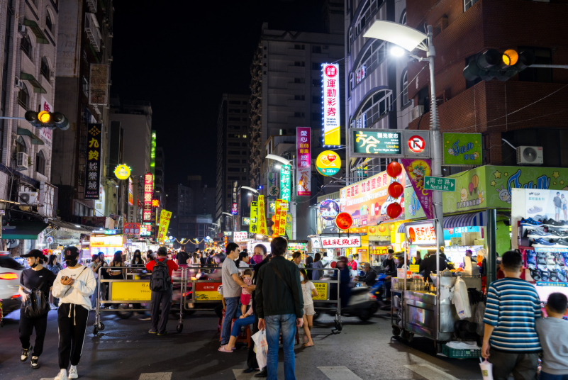 市集旅行怎麼玩？從台灣夜市、老街到傳統市場，看見地方生活的魅力